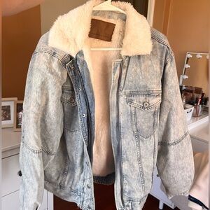 American Eagle Denim Oversized Sherpa Jacket